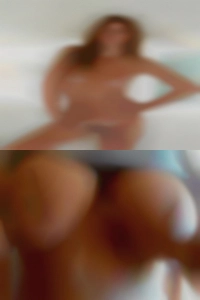alidaSempertegui, someone spying on a naked